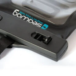 POCHETTE ETANCHE MP3 AVEC PRISE JACK ETANCHE SEAWAG -Intex || Railblaza || Minn Kota Soldes pochette etanche mp3 avec prise jack etanche seawag 3